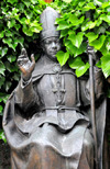 Andorra la Vella, Andorra: statue of bishop Juan Benlloch i Viv - sculptor Josep Viladomat i Massanas - Esglsia de Sant Esteve, Plaa del Princep Benlloch, Historic Quarter - Church of St. Stephen - photo by M.Torres