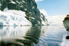 Lemaire Channel, Antarctica: following the coast line - photo by G.Frysinger