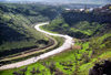 Armenia - Lusakert / Arpavar, Ararat province: canyon of the Hrazdan river - photo by S.Hovakimyan