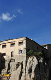 La Paz, Bolivia: house on the cliff edge - Santa Barbara area, above Av. Simn Bolivar - photo by M.Torres