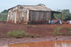 Brazil / Brasil - Dourados: Boror indian village / Aldeia Boror, Terra Indgena - improvised dwelling (photo by Marta Alves)