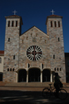 Brazil / Brasil - Dourados: the main church / igreja matriz (photo by Marta Alves)