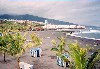 Carnay Islands / Canarias - Tenerife - Puerto de La Cruz: volcanic sand on the western beach - photo by M.Torres