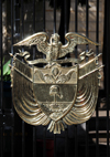 Bogota, Colombia: Colombian Coat of Arms on the fence of the Congress compound - Capitolio Nacional - La Candelaria - Centro Administrativo - La Candelaria - photo by M.Torres