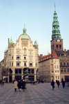 Copenhagen: Holy & profane - Strget, Amagertorv by the Nikolaj Church / Skt Nikolai Kirke - patron saint of sailors - photo by M.Torres