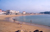 Basque Country / Pais Vasco / Euskadi - St. Jean-de-Luz - Pyrnes-Atlantiques - Aquitaine: the bay - beach - La Grande Plage (photo by Miguel Torres)