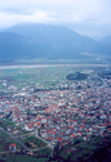 Greece - Kalambaka (Thessalia): from above (photo by Miguel Torres)