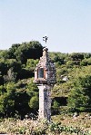 Greek islands - Zante / Zakinthos / Zacente: roadside shrine - photo by A.Dnieprowsky