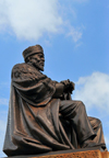 Nairobi, Kenya: Jomo Kenyatta statue, City Square - ethnic Kikuyu - photo by M.Torres