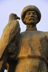 Bishkek, Kyrgyzstan: Monument to the Martyrs of Revolution - Kyrgyz hunter with his eagle - Revolution square - photo by M.Torres