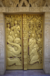 Laos - Laos - Luang Prabang: Gilded gate - Vat Pa Phonphao - Buddhist temple - religion - photo by Walter G Allgwer