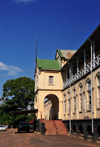 Zomba, Malawi: Old Parliament / State House building and SUV - British colonial architecture - photo by M.Torres