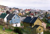 Norway / Norge - Honningsvag / HVG (Finnmark, Magerya island): wooden houses 35 km from the North Cape - Nordkapp (photo by Peter Willis)