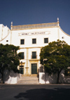 Portugal - Algarve - Faro: Lethes theatre - 'Monet Oblectando' - 'educate while entertaining' / 'Instrui, distrando' - Teatro Lethes - Sede da Delegao Regional da Cultura do Algarve - antigo colgio de Jesutas, Colgio de Santiago Maior - Rua de Portugal - photo by M.Durruti