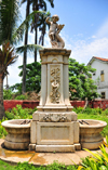 So Tom, So Tom and Prncipe / STP: classical fountain marking the start of the 20th century / fontanrio que assinala a passagem do sculo 1900 - 1901 - antiga Praa Mouzinho de Albuquerque - photo by M.Torres