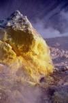 Sicily / Sicilia - Vulcano island - Aeolian islands: sulfur and fumes by the crater (photo by Juraj Kaman)