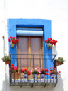 Spain - Peiscola - Balcony with vases - photo by M.Bergsma