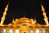 Istanbul, Turkey: Sultan-Ahmet mosque aka Blue mosque - view from the courtyard - nocturnal - Eminn district - photo by M.Torres