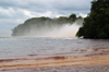 181 Venezuela - Bolivar - Canaima National Park - Salto Ucaima, seen from the Canaima lagoon - photo by A. Ferrari