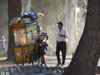 Argentina - Salta - Popcorn salesmen - Parque San Martin - images of South America by M.Bergsma