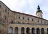 Czech Republic - Mikulov: chateau - arcade - photo by J.Kaman