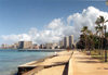 Oahu island: Waikiki beach - photo by P.Willis