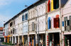 Singapore: Chinatown - faades - shop houses - photo by S.Lovegrove