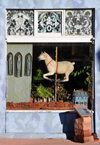 Manitou Springs, El Paso County, Colorado, USA: kitsch shop window with toy horse - photo by M.Torres